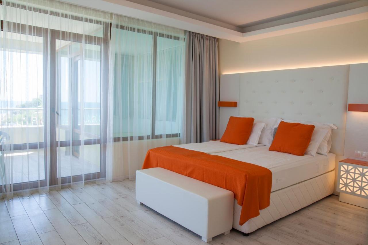 Hotel Perla Beach Luxury Primorsko Esterno foto