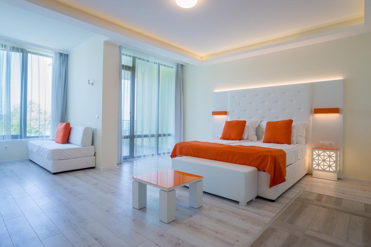 Hotel Perla Beach Luxury Primorsko Esterno foto