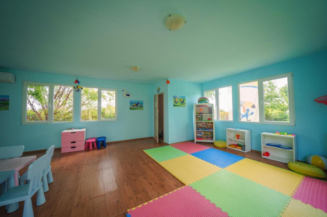 Hotel Perla Beach Luxury Primorsko Esterno foto