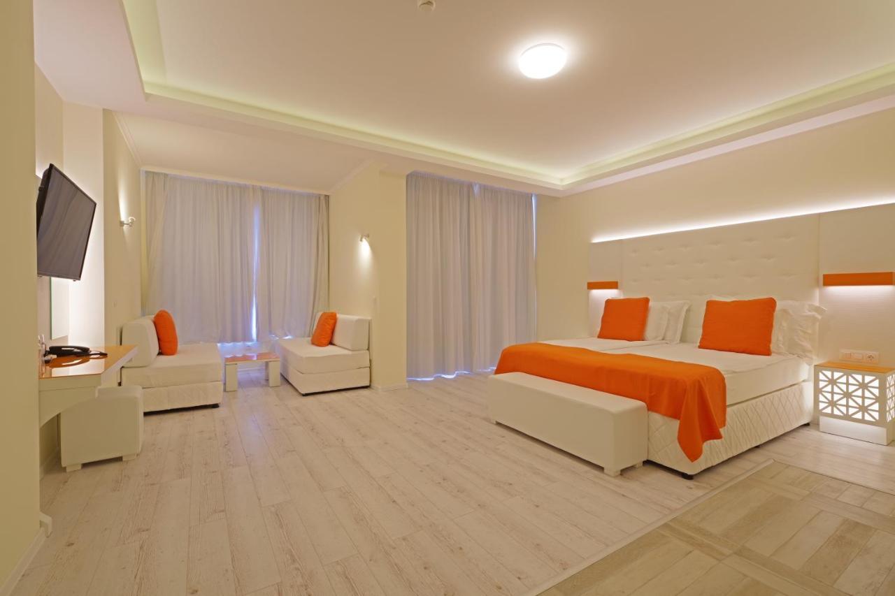 Hotel Perla Beach Luxury Primorsko Esterno foto