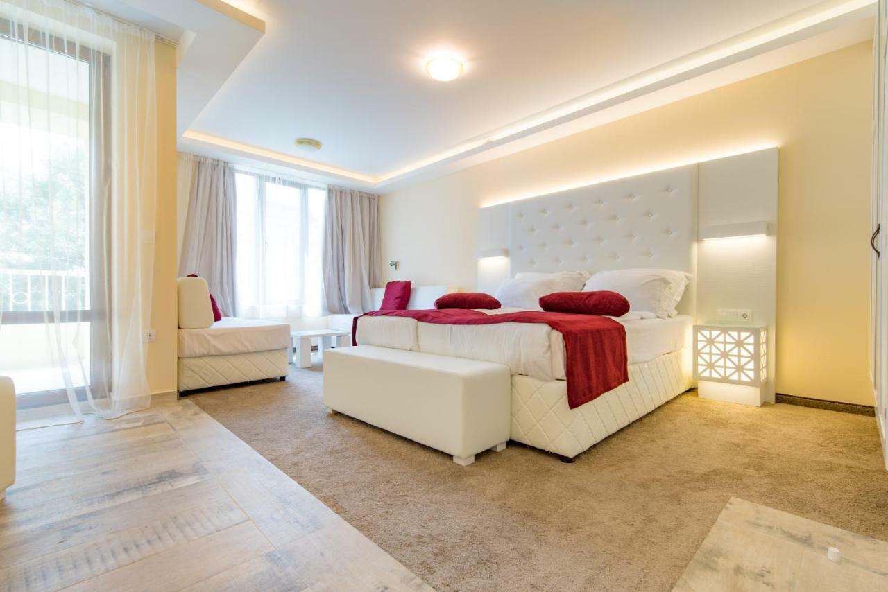 Hotel Perla Beach Luxury Primorsko Esterno foto