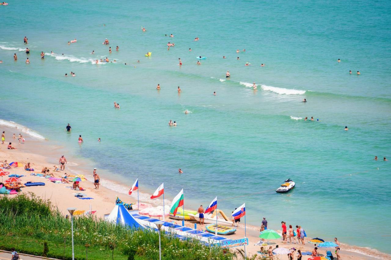Hotel Perla Beach Luxury Primorsko Esterno foto