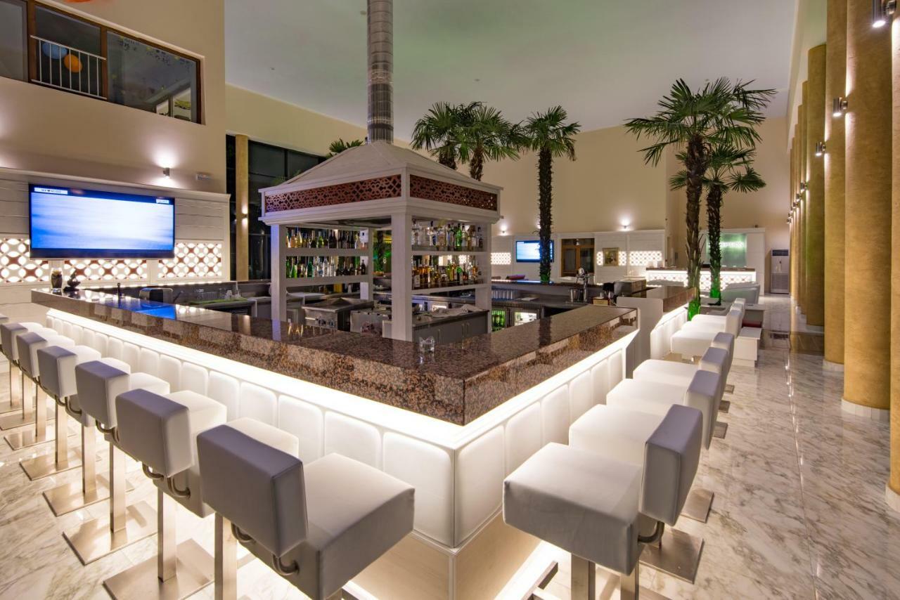 Hotel Perla Beach Luxury Primorsko Esterno foto