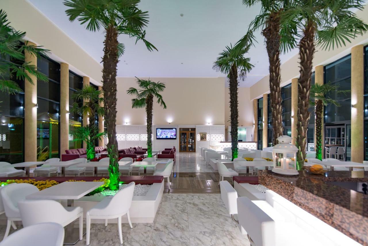 Hotel Perla Beach Luxury Primorsko Esterno foto