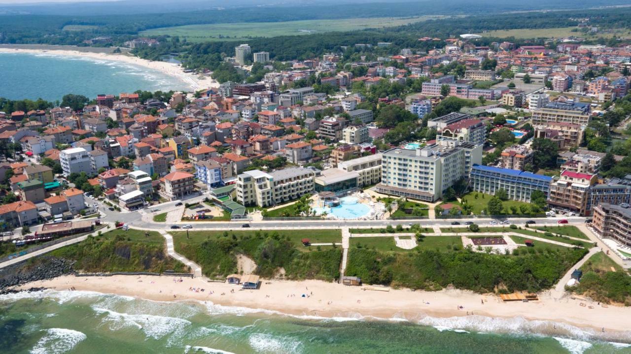 Hotel Perla Beach Luxury Primorsko Esterno foto