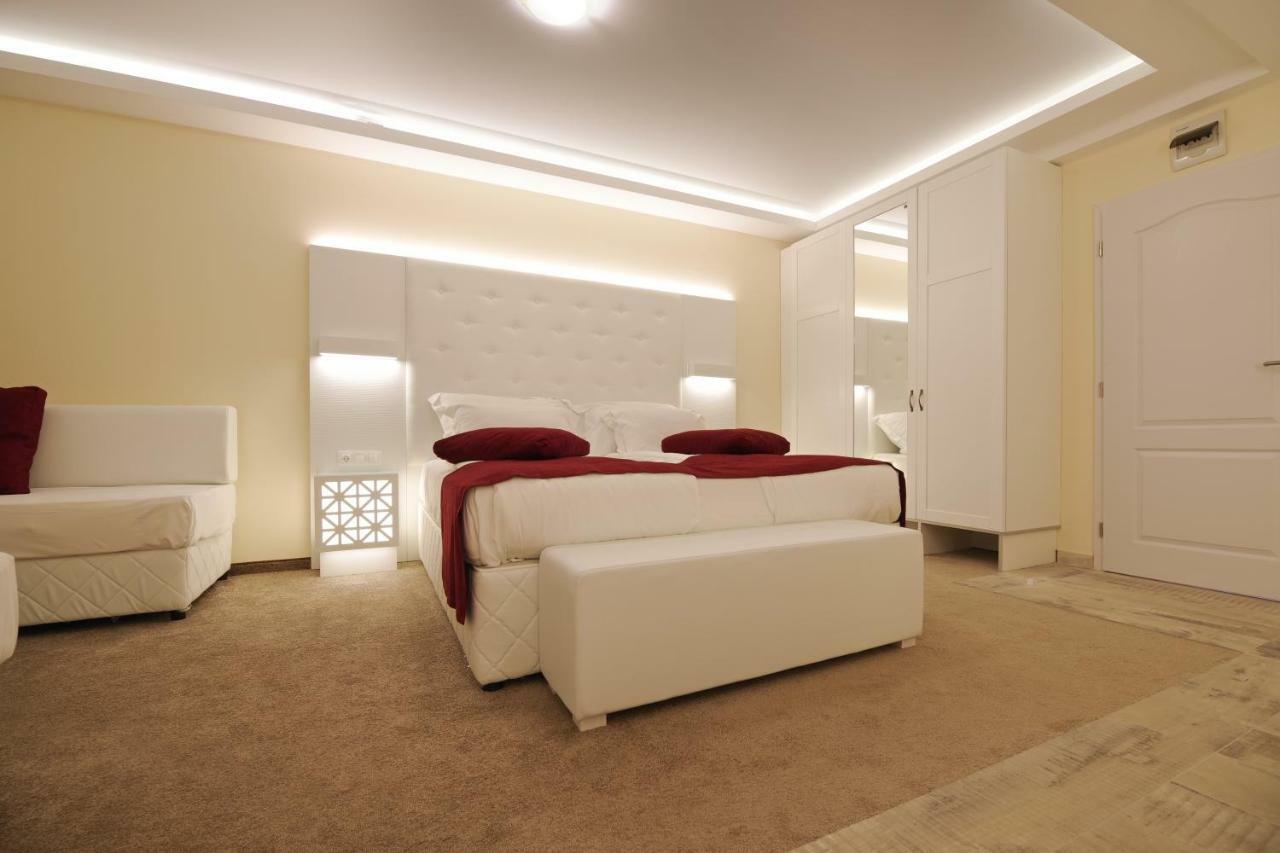 Hotel Perla Beach Luxury Primorsko Esterno foto
