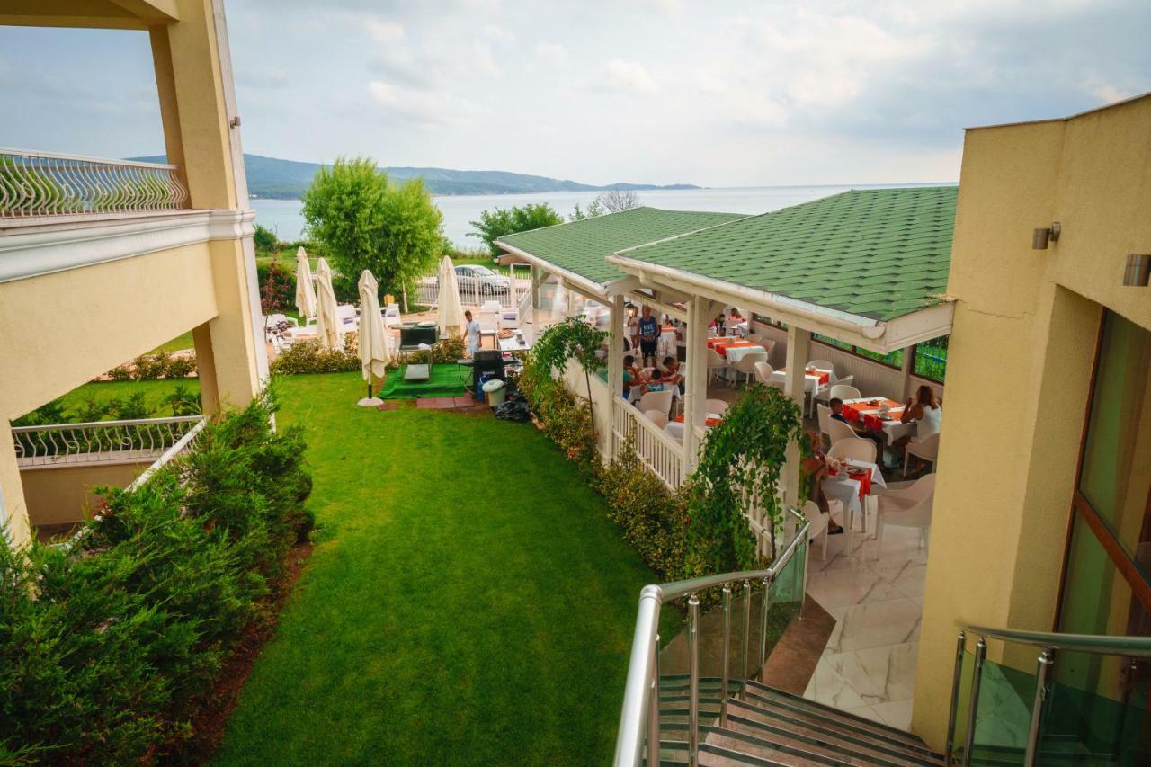Hotel Perla Beach Luxury Primorsko Esterno foto